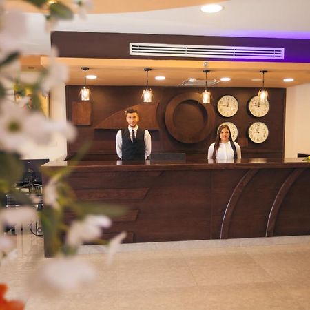 Manoly Plaza Hotel Betlehem Exteriör bild