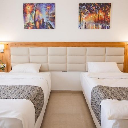 Manoly Plaza Hotel Betlehem Exteriör bild