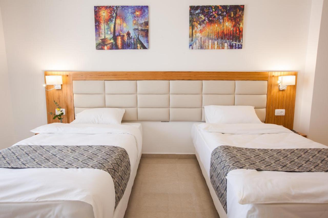 Manoly Plaza Hotel Betlehem Exteriör bild
