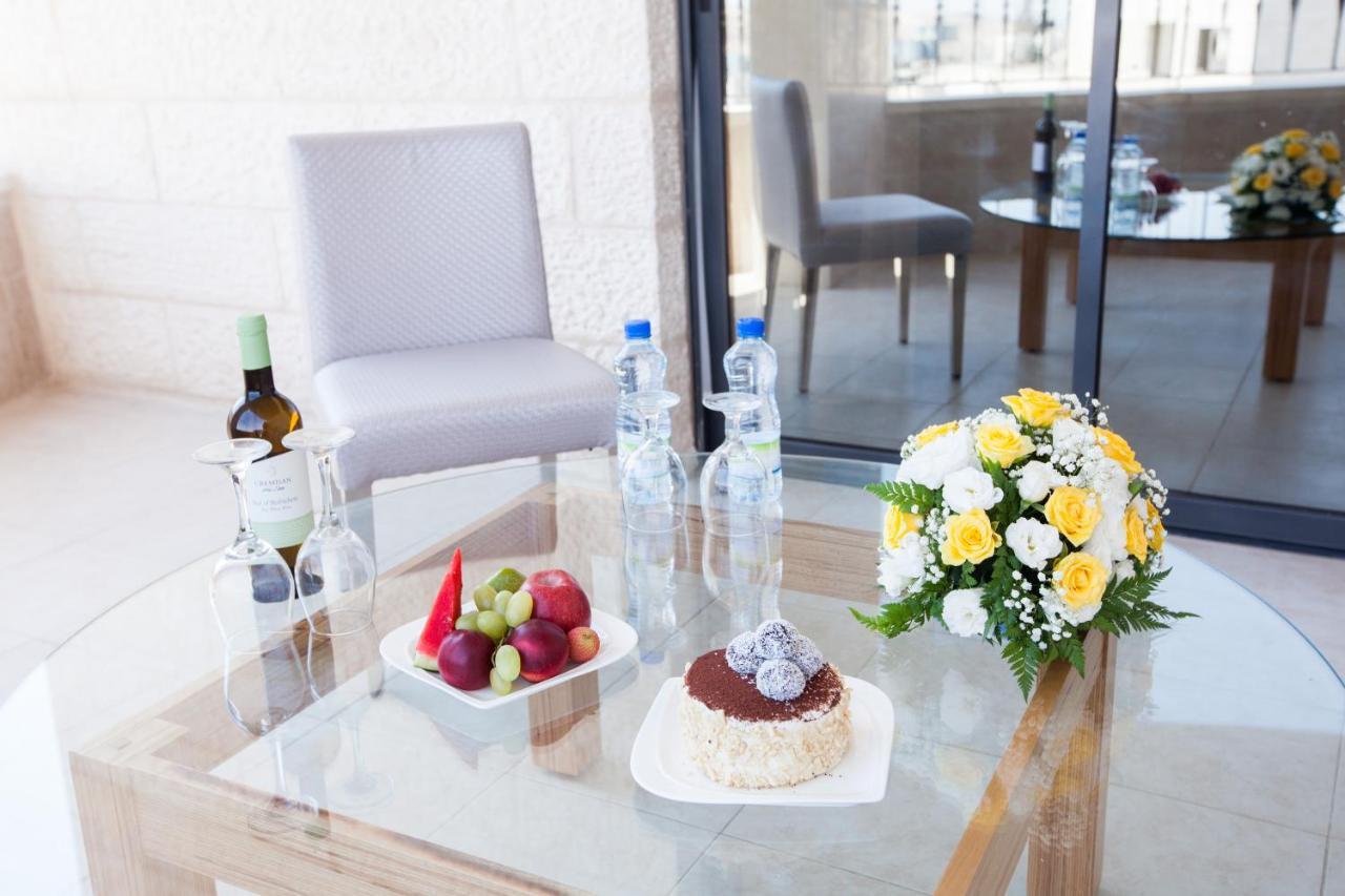 Manoly Plaza Hotel Betlehem Exteriör bild
