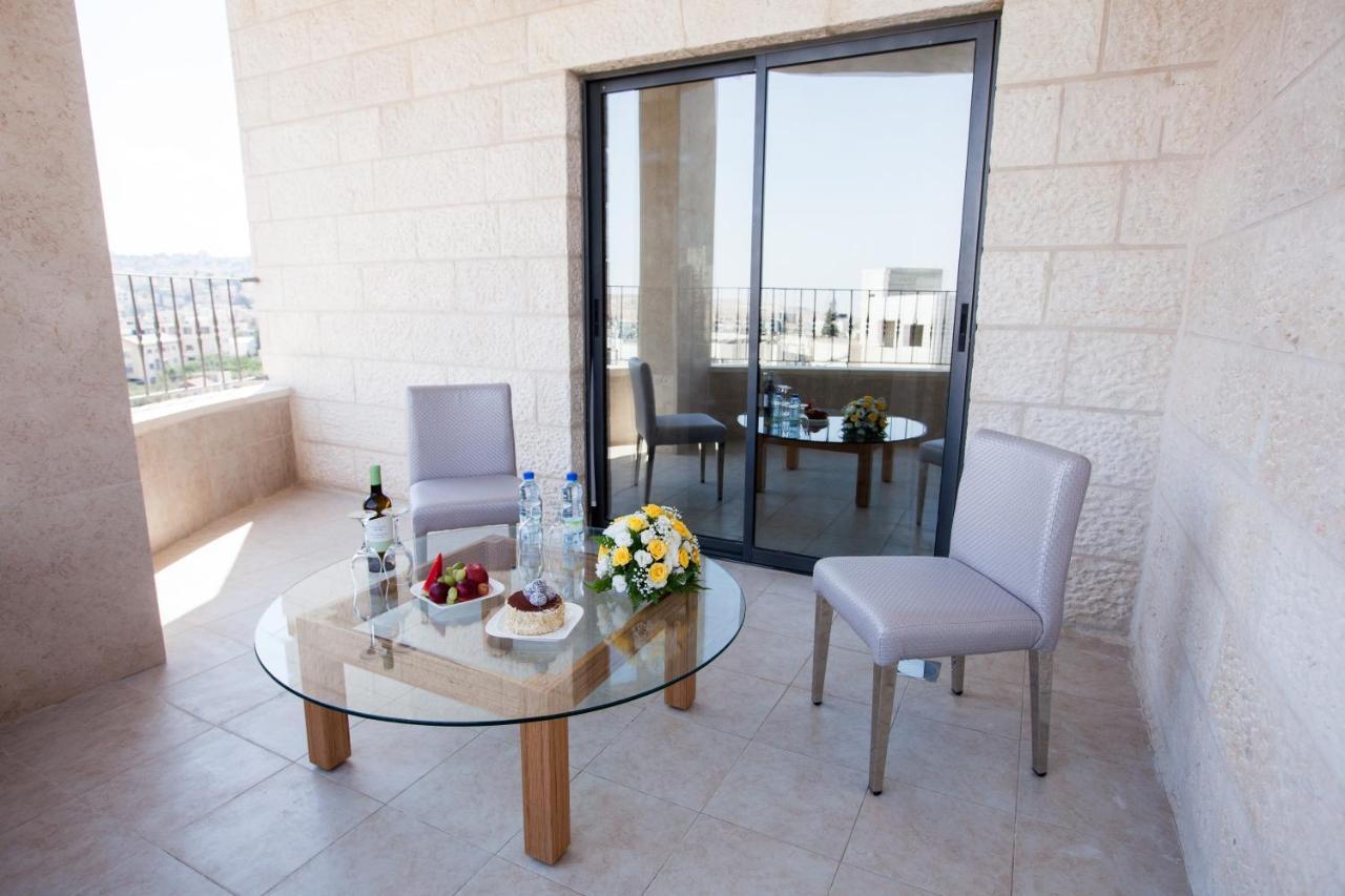 Manoly Plaza Hotel Betlehem Exteriör bild