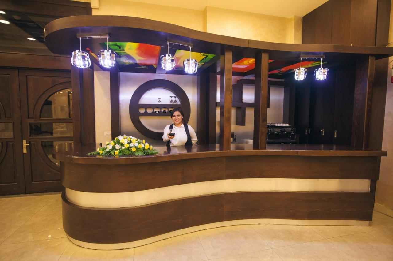 Manoly Plaza Hotel Betlehem Exteriör bild